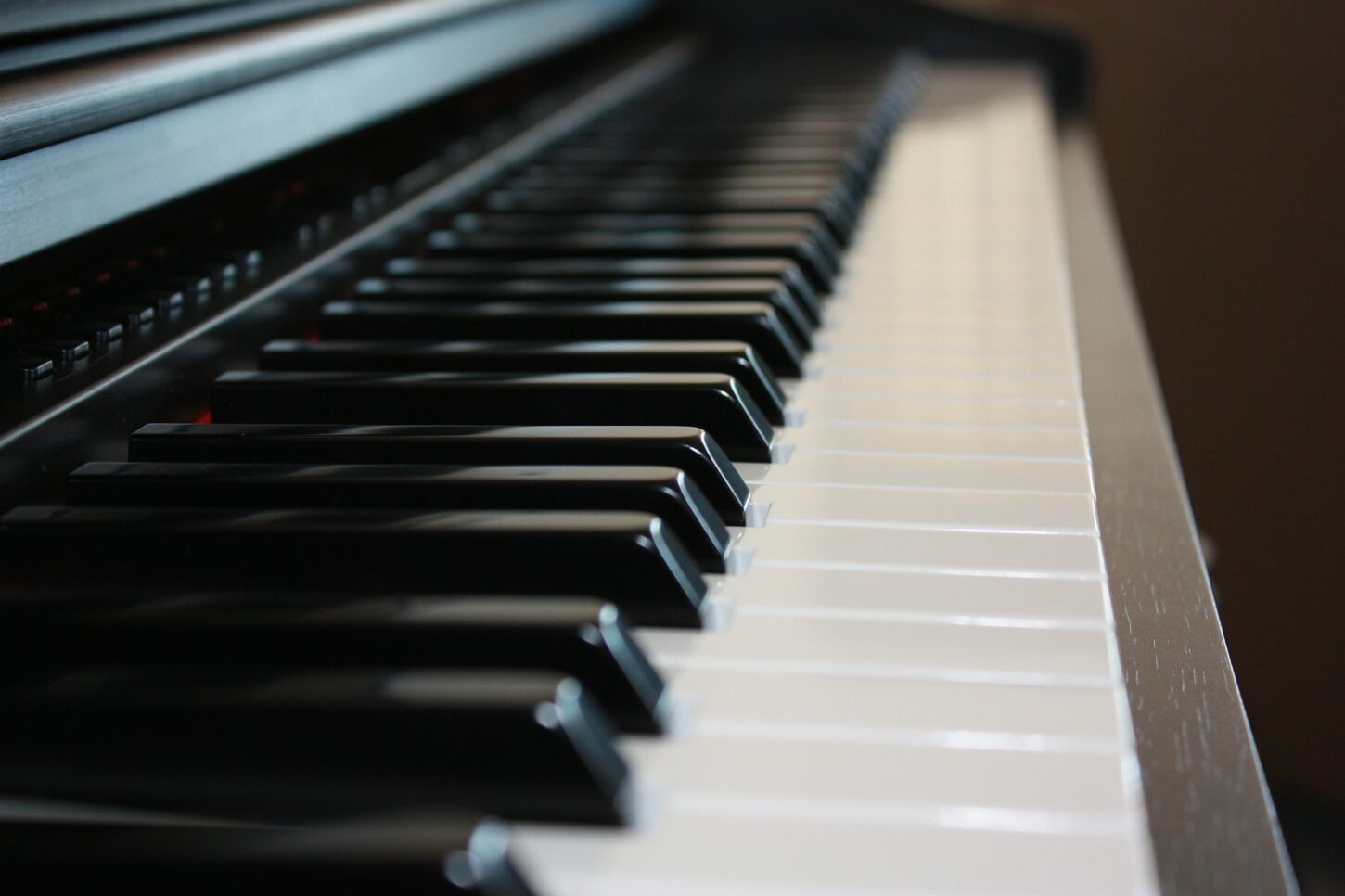 piano-640334_1920-1899850852